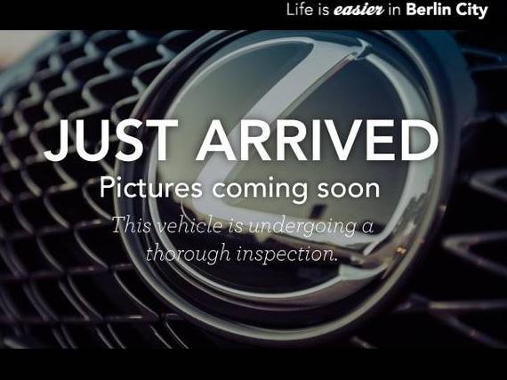 LEXUS RX 2024 2T2BAMCA9RC044143 image