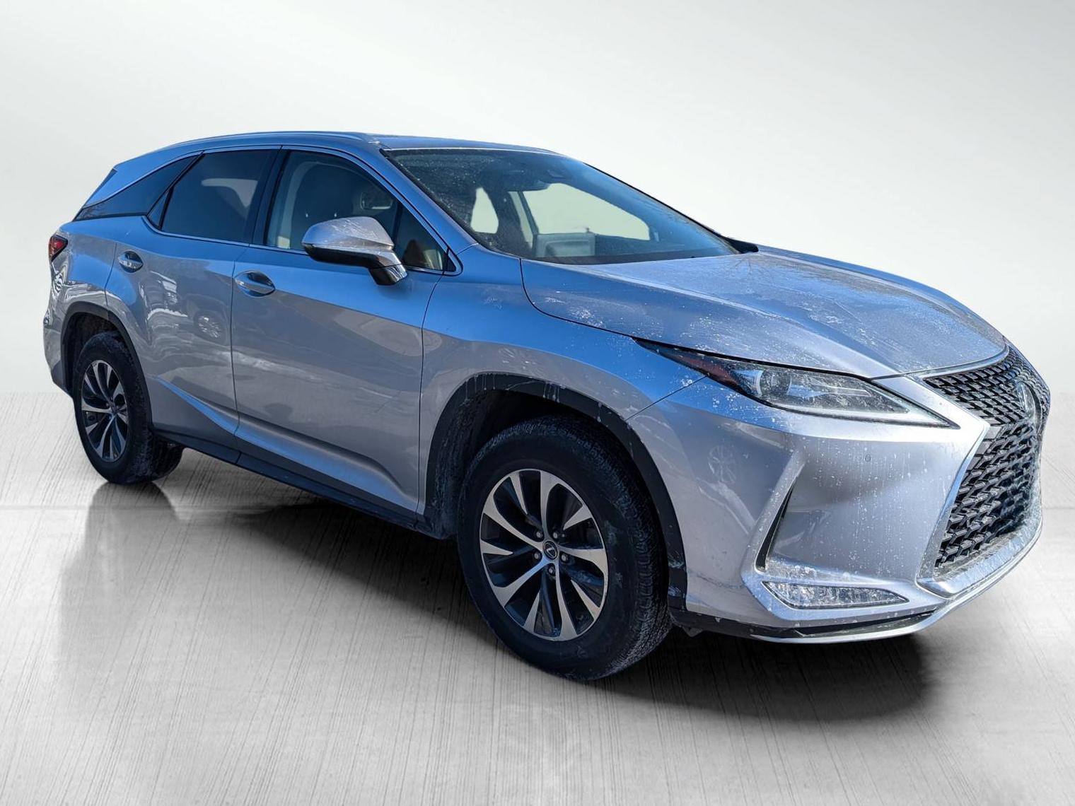 LEXUS RX 2022 JTJHZKFA1N2038530 image