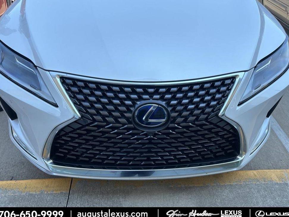 LEXUS RX 2022 JTJHGKFA7N2024802 image