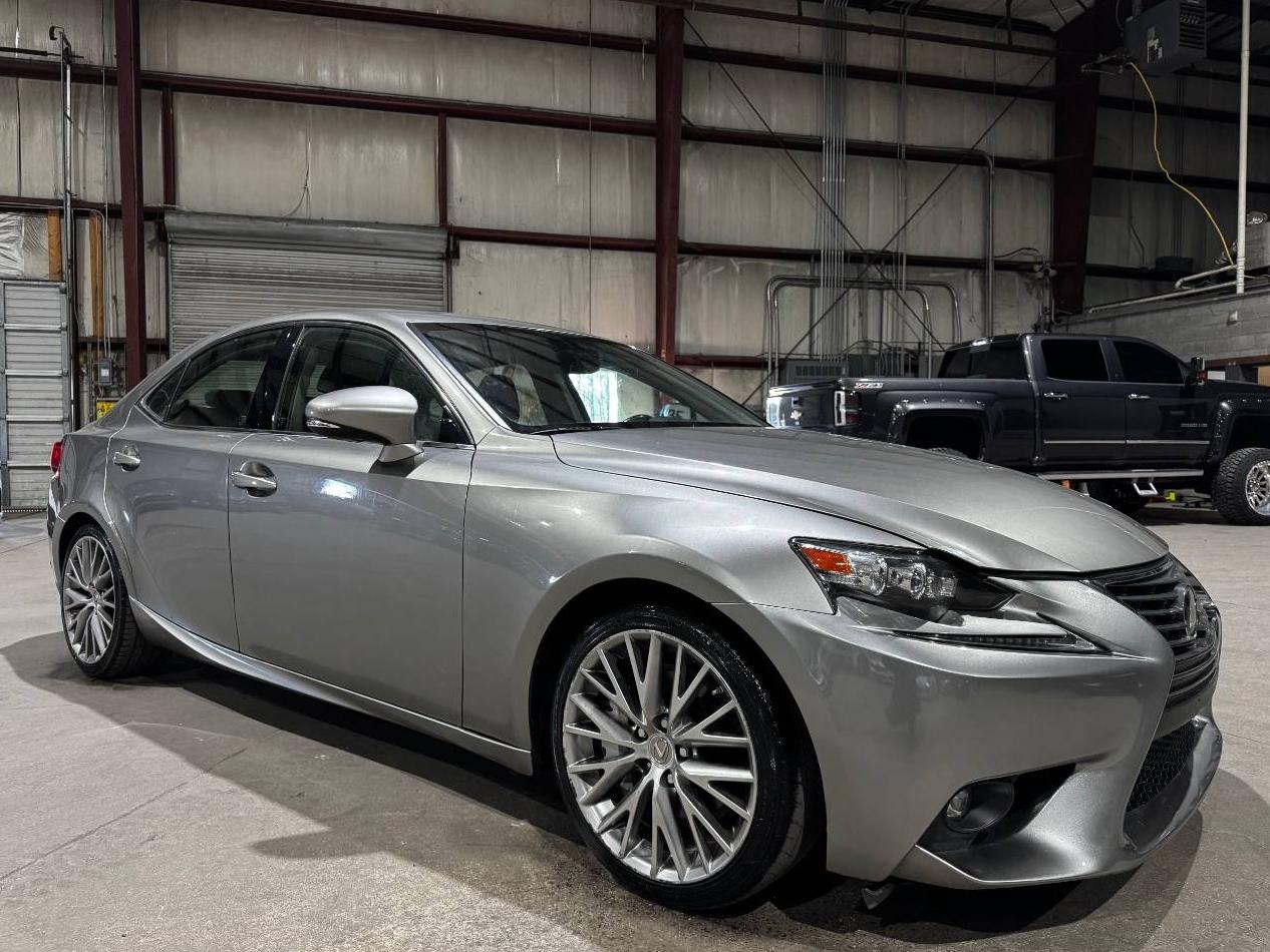 LEXUS IS 2016 JTHCM1D25G5009579 image