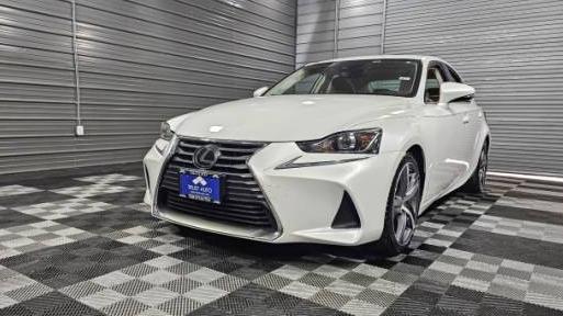 LEXUS IS 2018 JTHC81D26J5028587 image