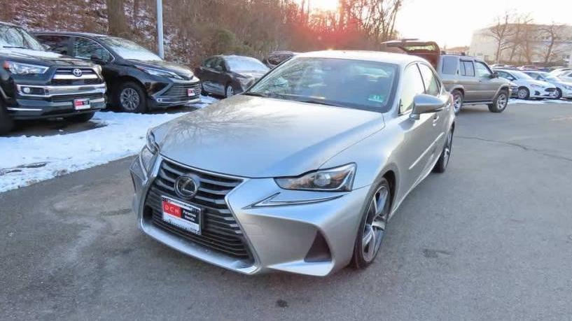 LEXUS IS 2018 JTHC81D26J5032557 image