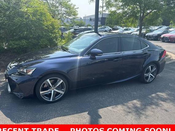 LEXUS IS 2018 JTHC81D29J5028616 image