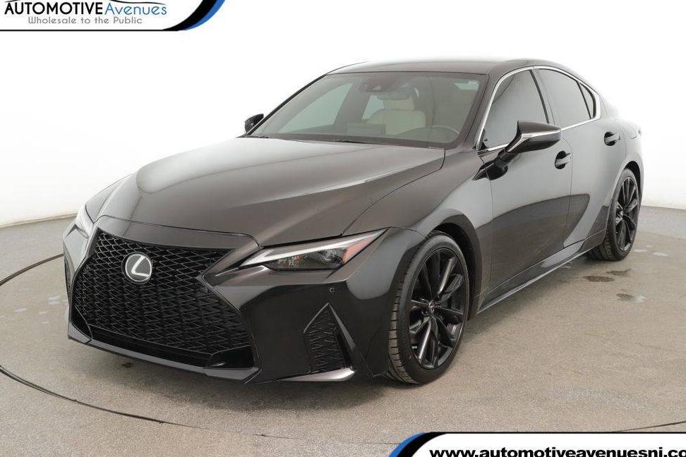 LEXUS IS 2021 JTHGZ1B21M5039891 image