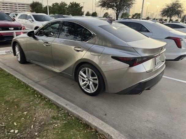 LEXUS IS 2021 JTHCA1D26M5115544 image