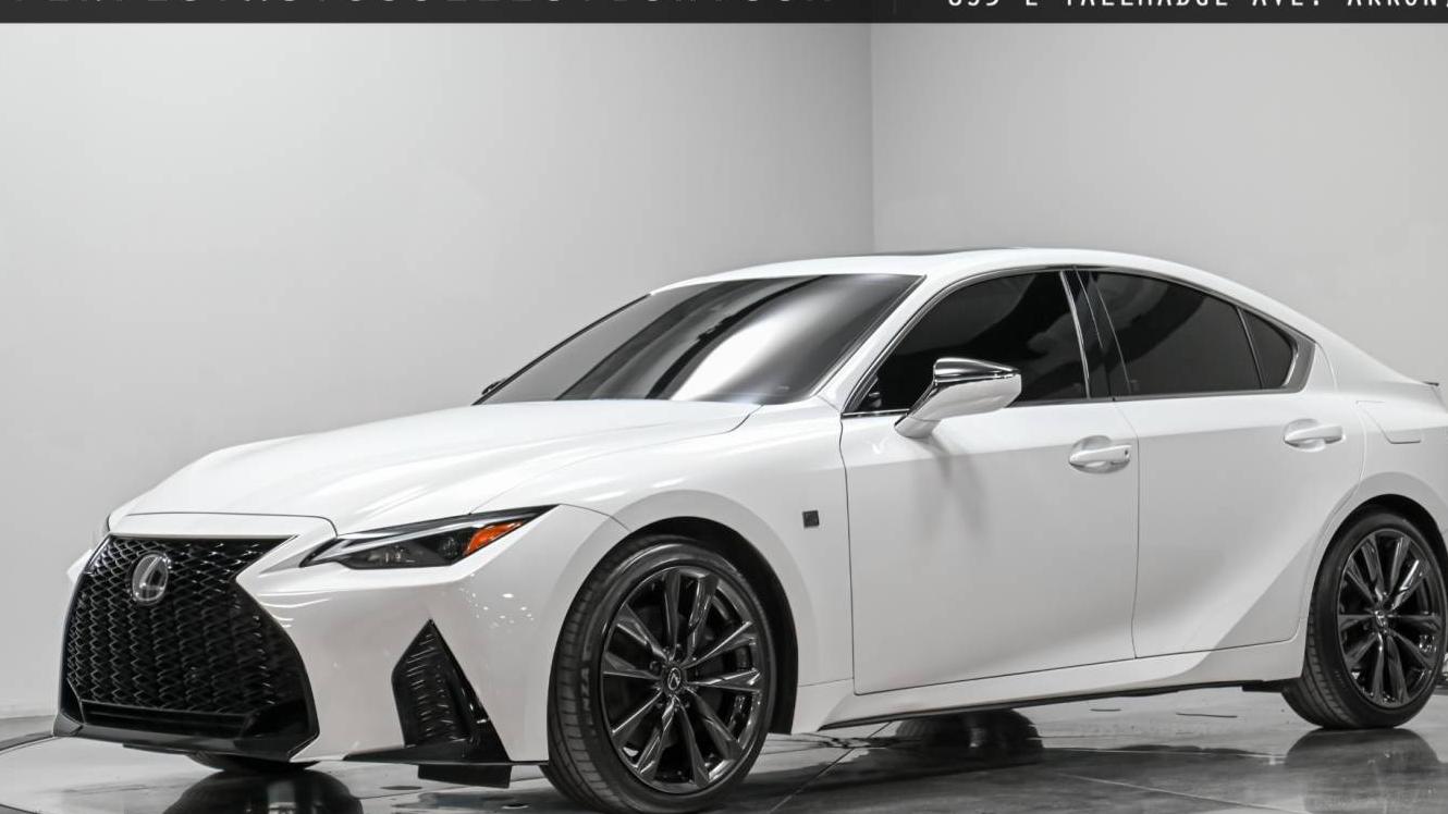 LEXUS IS 2024 JTHBZ1B27R5076039 image