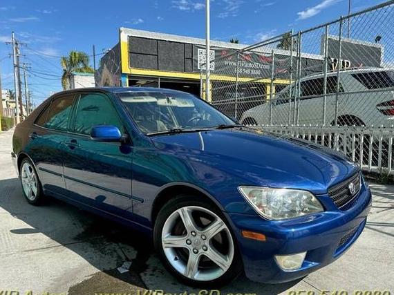 LEXUS IS 2002 JTHBD192720053884 image LEXUS IS 2002 JTHBD192720053884 image
