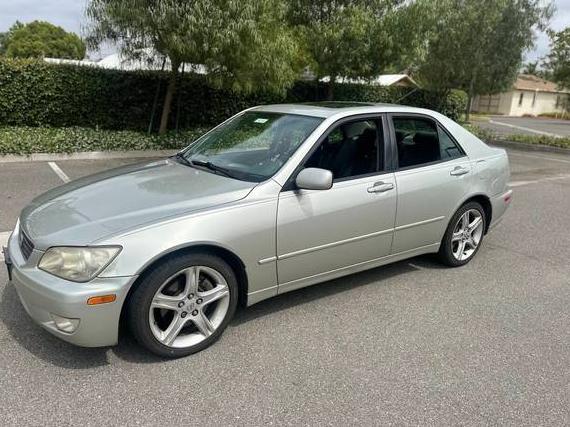 LEXUS IS 2001 JTHBD182010027143 image