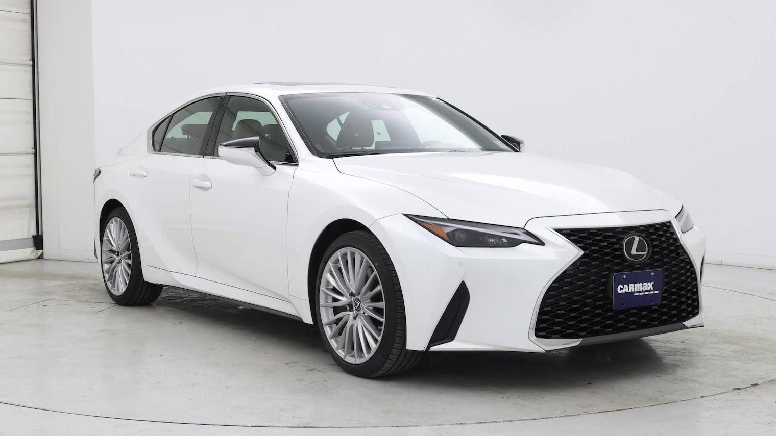 LEXUS IS 2022 JTHD81F24N5048523 image