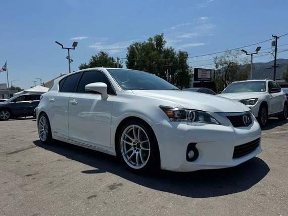 LEXUS CT 2013 JTHKD5BH9D2129215 image LEXUS CT 2013 JTHKD5BH9D2129215 image