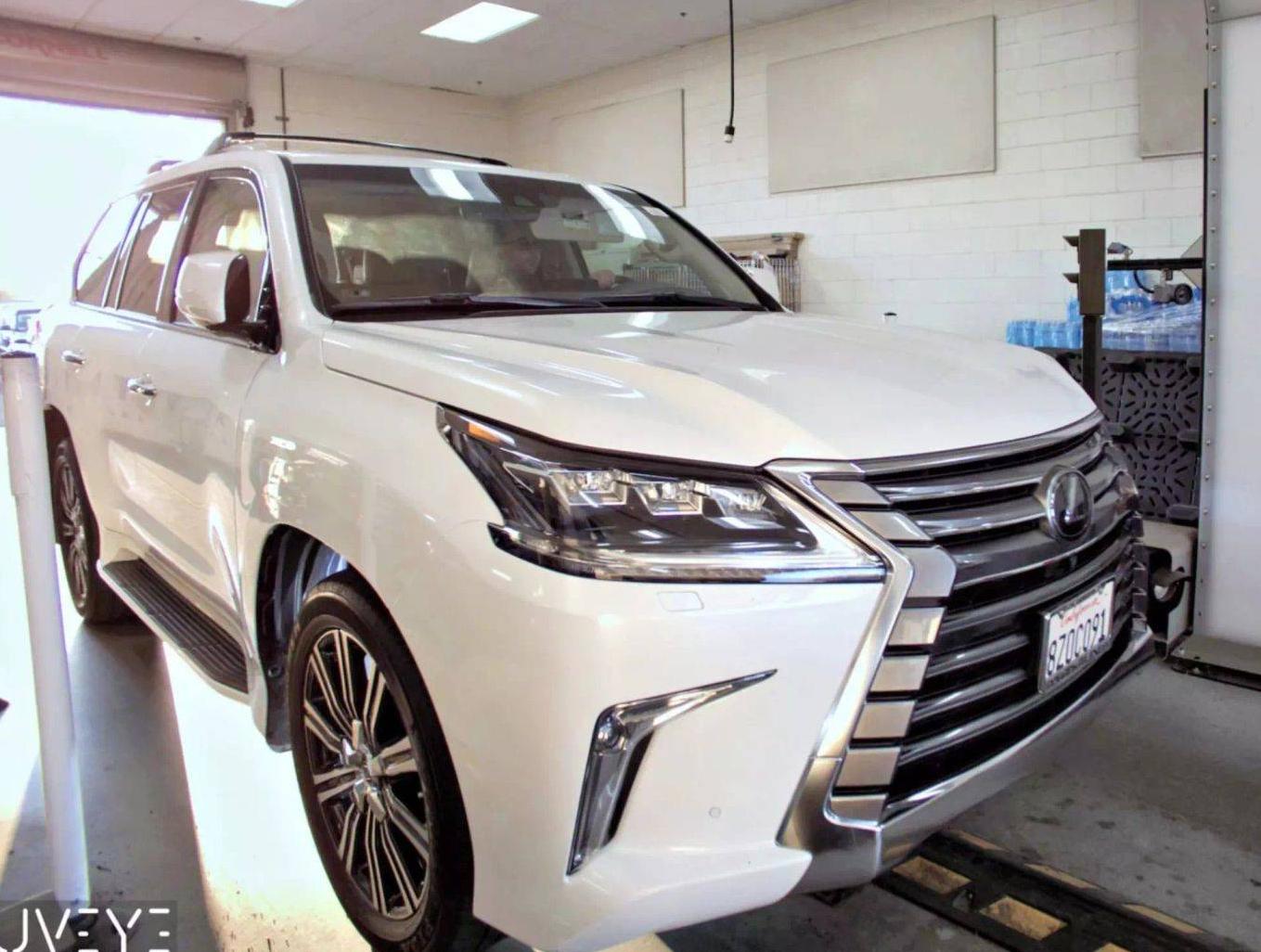 LEXUS LX 2021 JTJDY7AX4M4354579 image