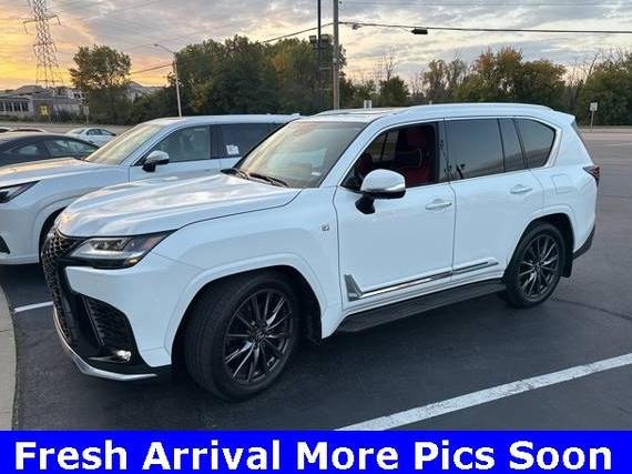 LEXUS LX 2024 JTJMB7CX6R4059649 image