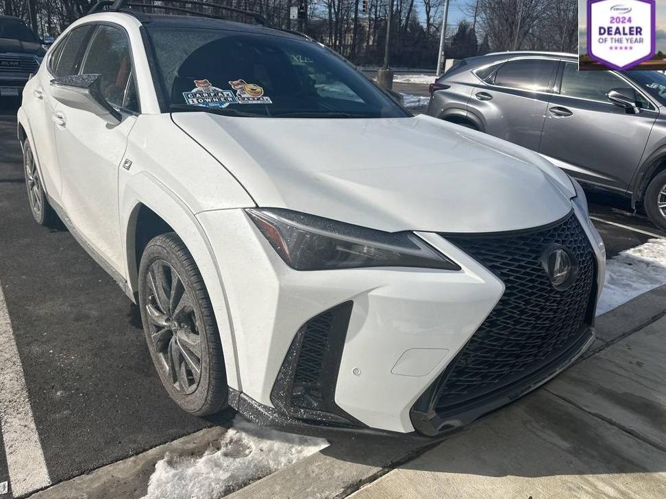 LEXUS UX 2023 JTHR6JBH7P2143796 image