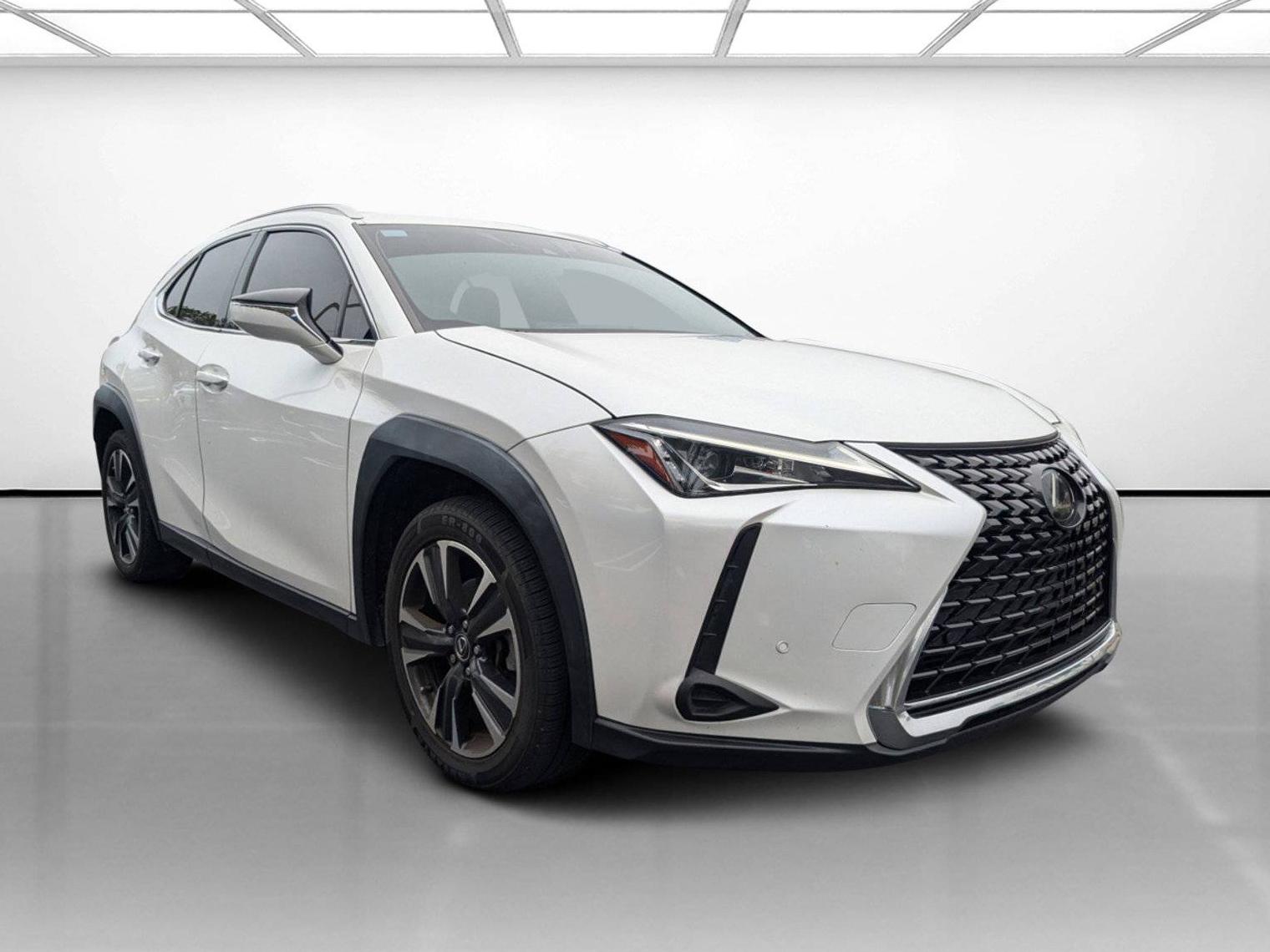 LEXUS UX 2021 JTHX3JBH0M2032695 image