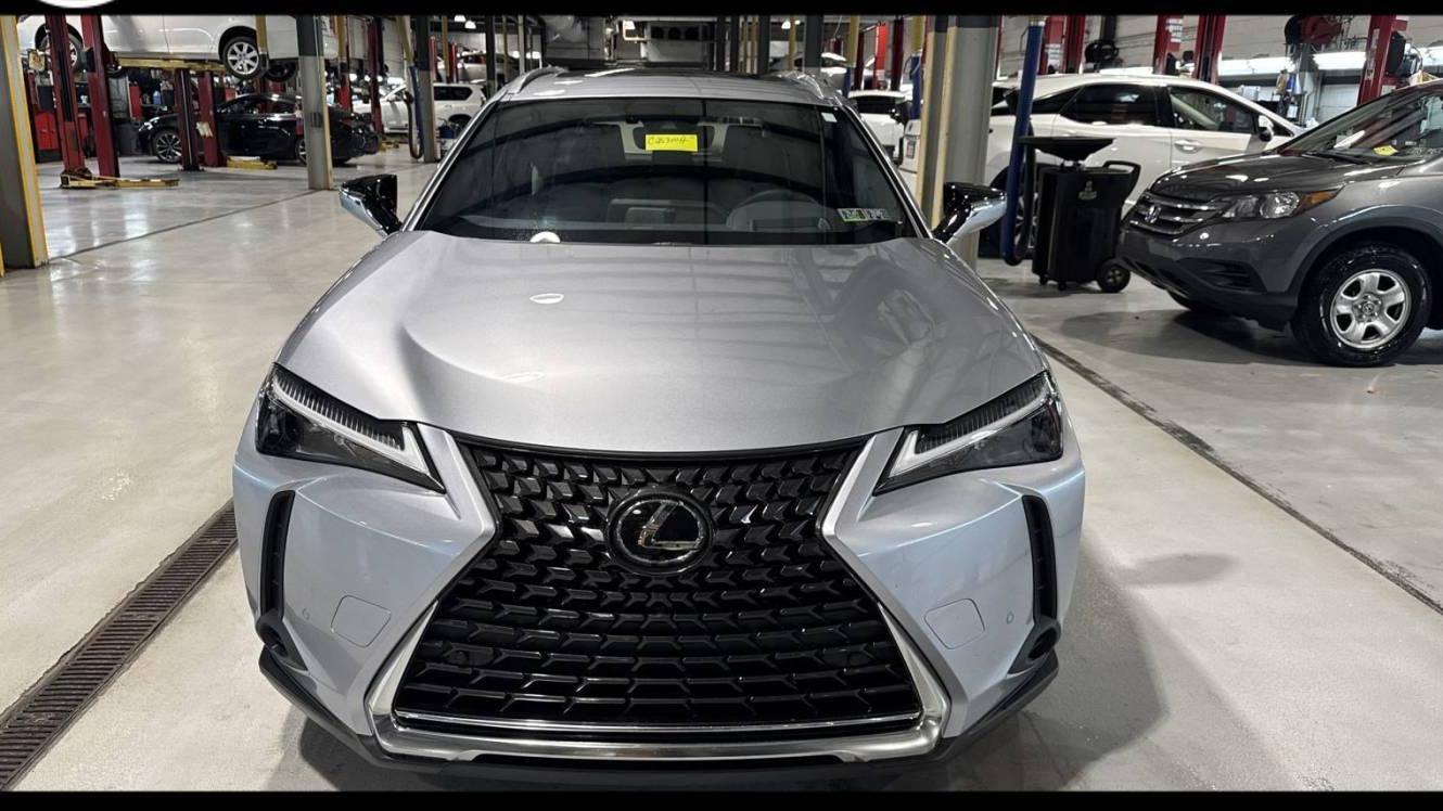 LEXUS UX 2024 JTHP9JBH9R2079987 image