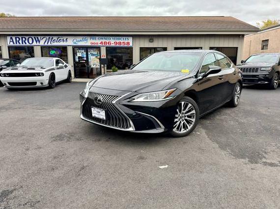 LEXUS ES 2019 58ABZ1B10KU018069 image LEXUS ES 2019 58ABZ1B10KU018069 image