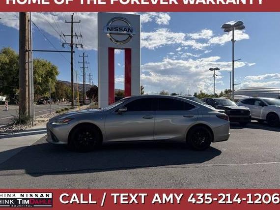 LEXUS ES 2019 58ABZ1B19KU050003 image LEXUS ES 2019 58ABZ1B19KU050003 image