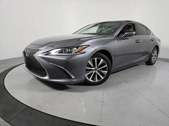 LEXUS ES 2019 58ABZ1B19KU047294 image LEXUS ES 2019 58ABZ1B19KU047294 image