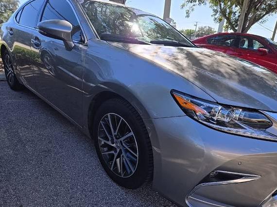 LEXUS ES 2018 58ABK1GG9JU086838 image LEXUS ES 2018 58ABK1GG9JU086838 image