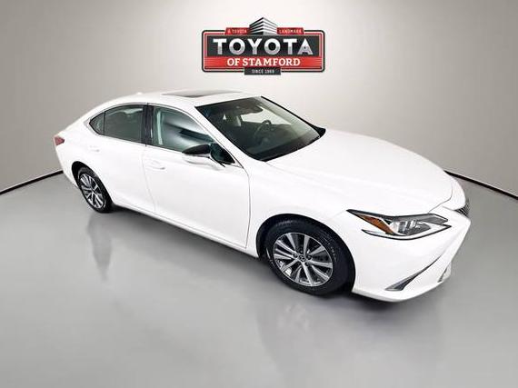 LEXUS ES 2021 58AD11D12MU001516 image LEXUS ES 2021 58AD11D12MU001516 image