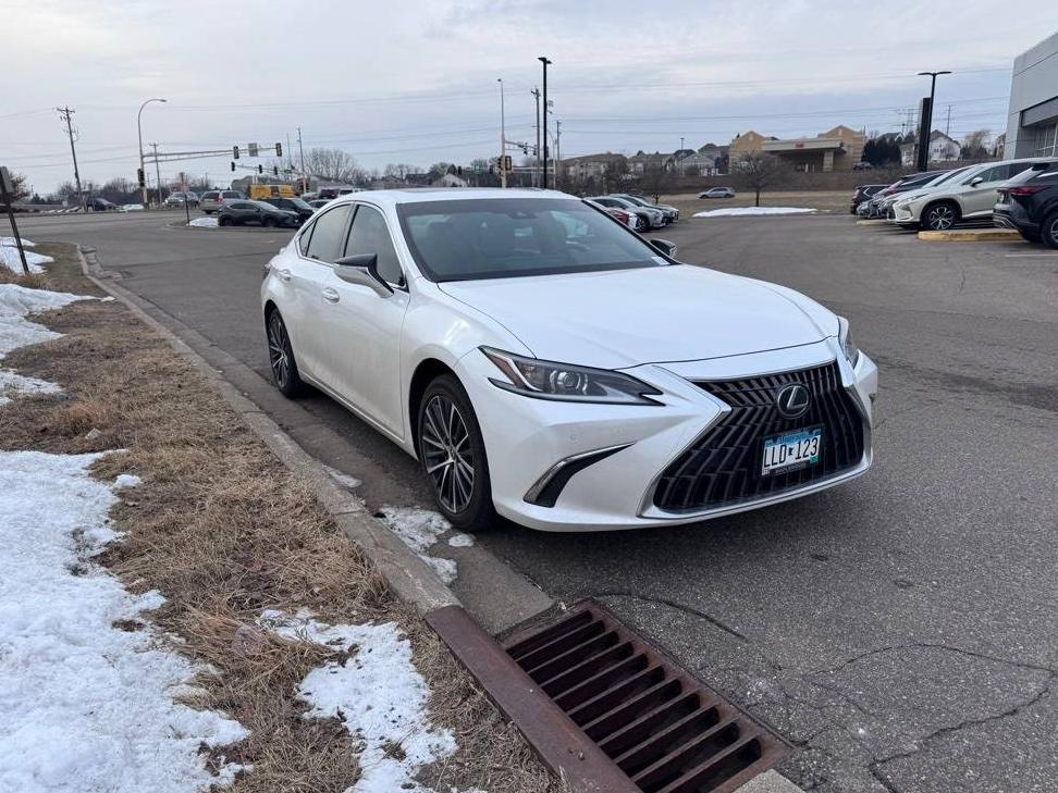 LEXUS ES 2024 58ADZ1B15RU165572 image