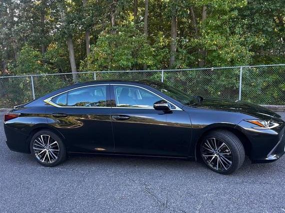 LEXUS ES 2024 58ADZ1B19RU167633 image LEXUS ES 2024 58ADZ1B19RU167633 image