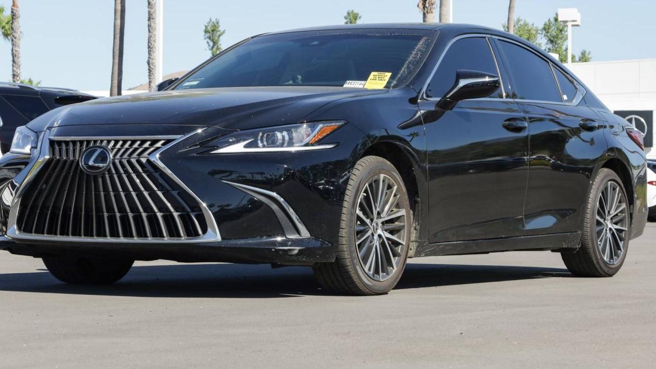 LEXUS ES 2024 58ADZ1B1XRU166958 image