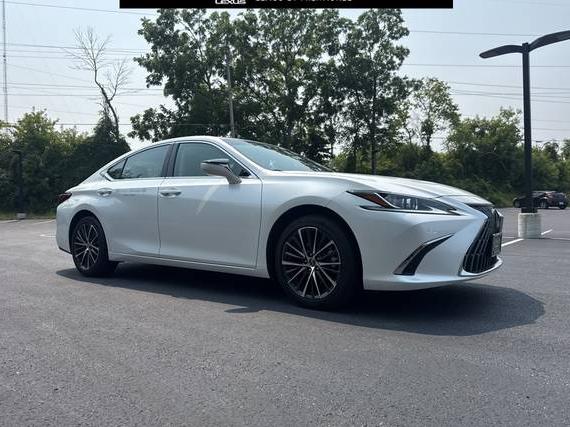 LEXUS ES 2024 58ADZ1B18RU174055 image