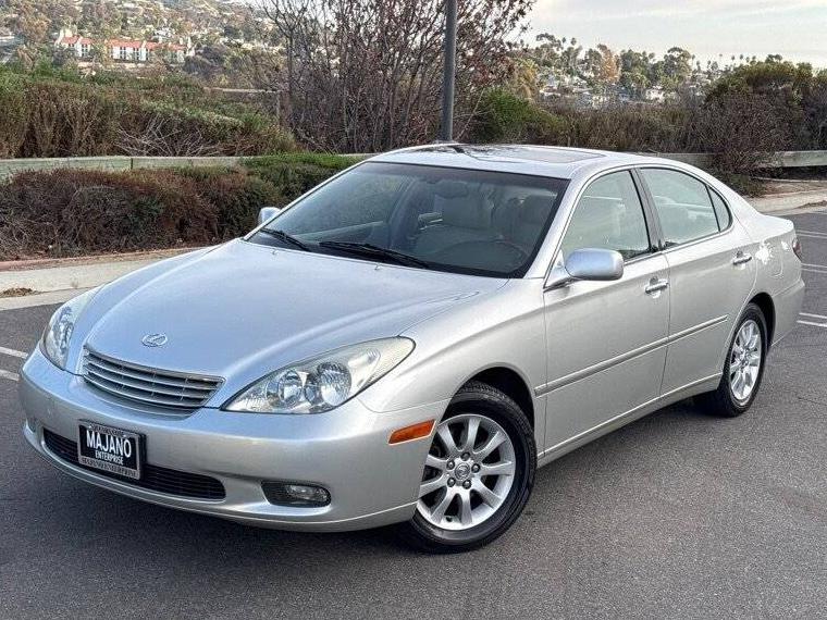 LEXUS ES 2002 JTHBF30G420064081 image