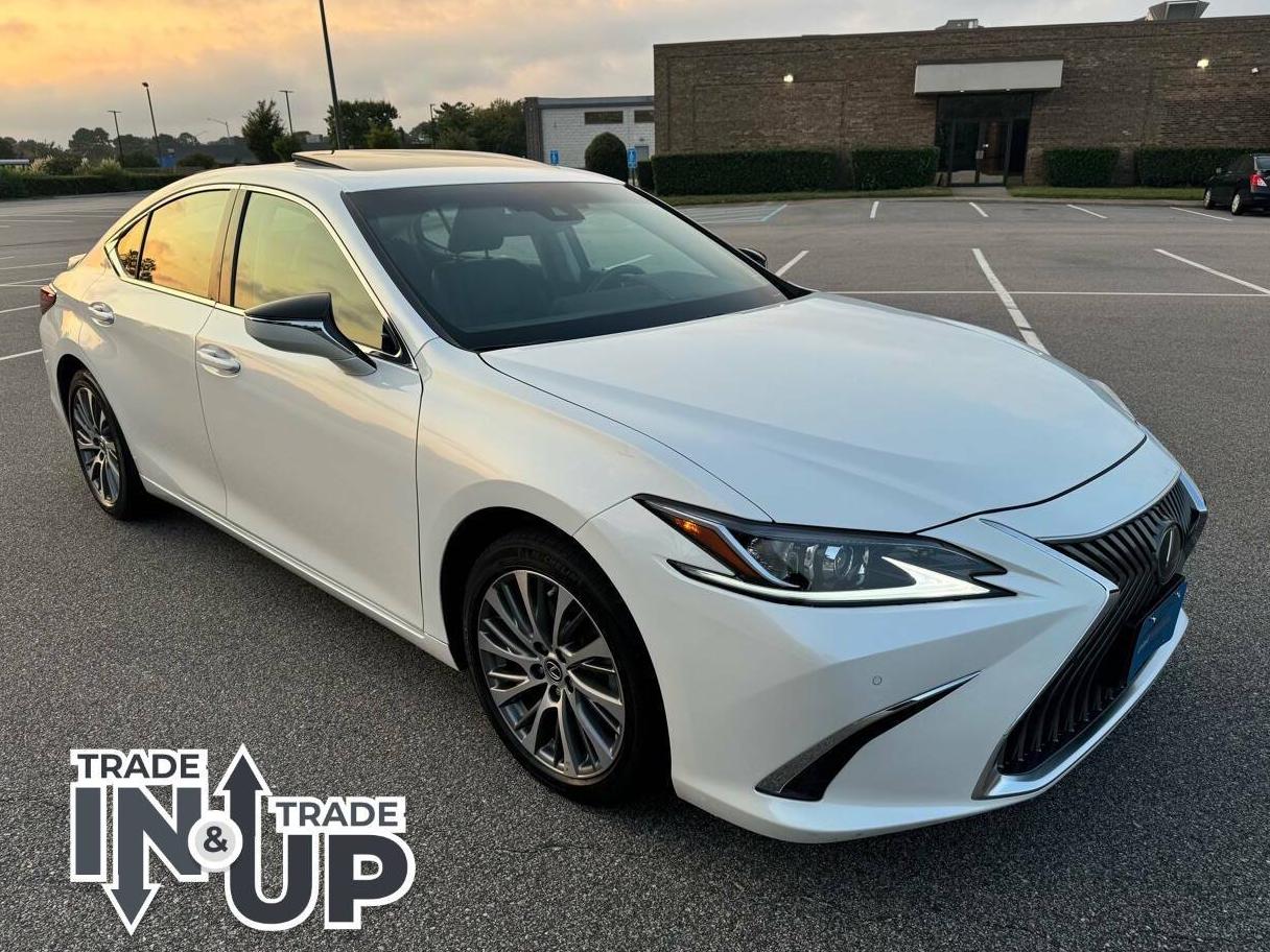 LEXUS ES 2020 58ADZ1B10LU072725 image