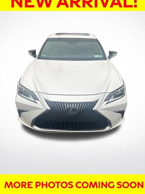 LEXUS ES 2020 58AEZ1B15LU058047 image