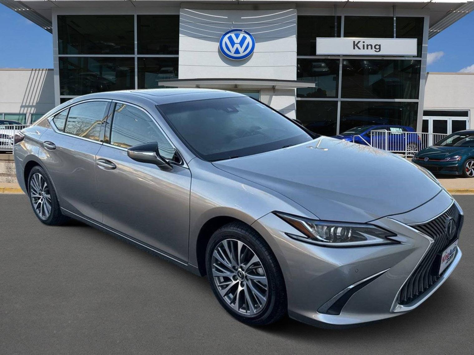 LEXUS ES 2020 58ADZ1B13LU079815 image