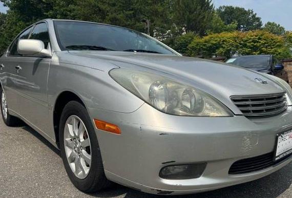 LEXUS ES 2003 JTHBF30G430119016 image