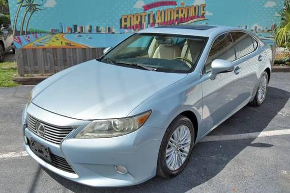 LEXUS ES 2013 JTHBK1GG0D2015070 image