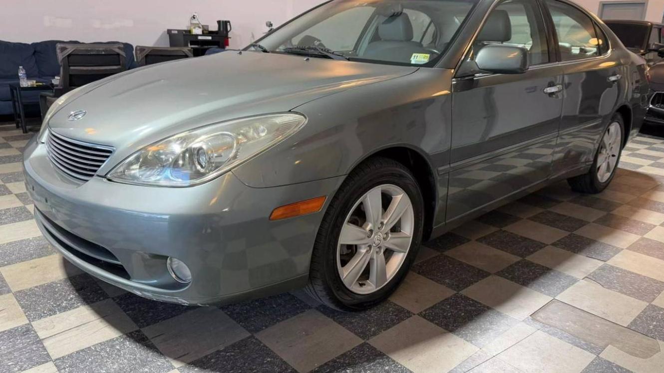 LEXUS ES 2005 JTHBA30G255140547 image