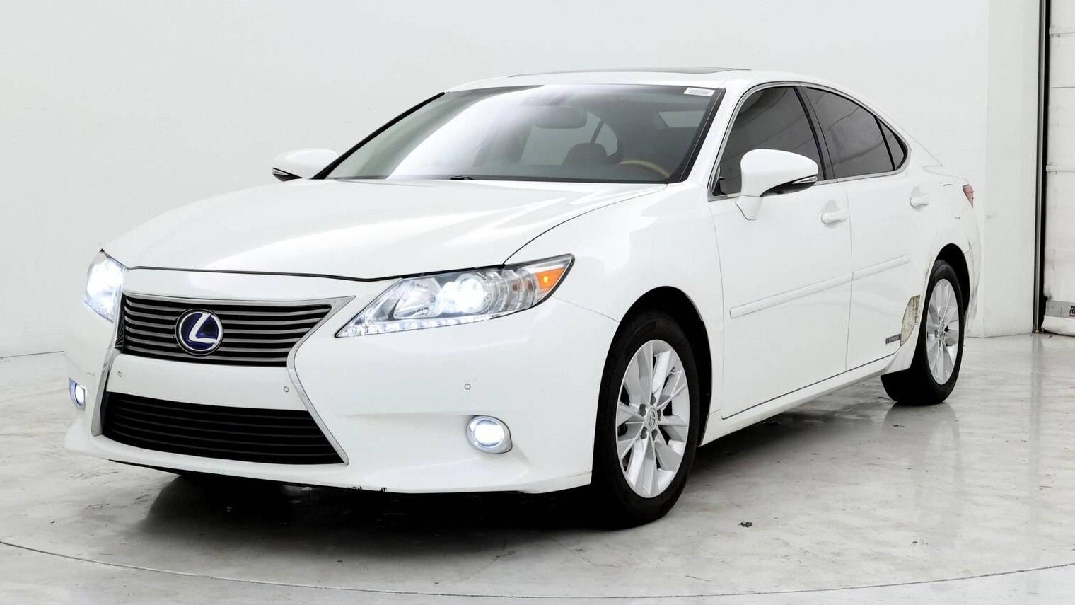 LEXUS ES 2015 JTHBW1GG0F2084252 image