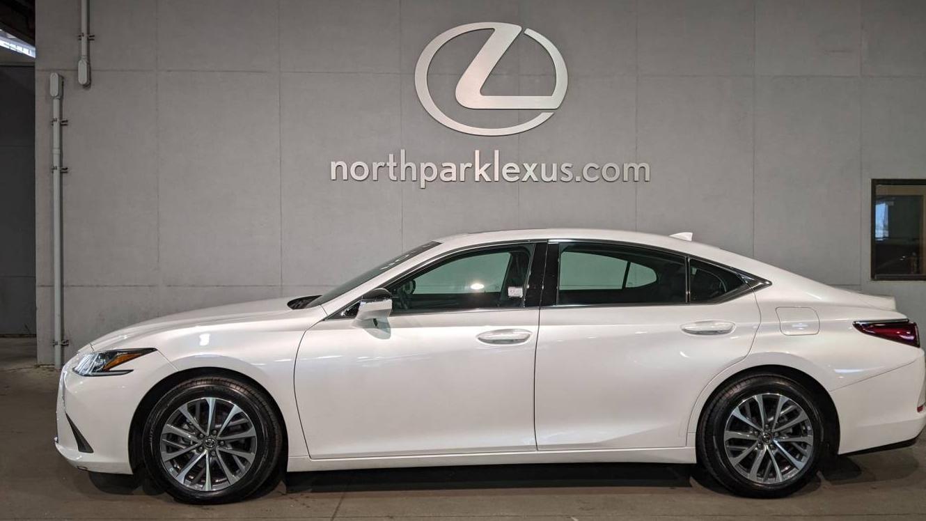 LEXUS ES 2022 58ADZ1B14NU115126 image