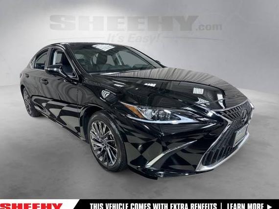 LEXUS ES 2025 58AEA1C11SU069678 image