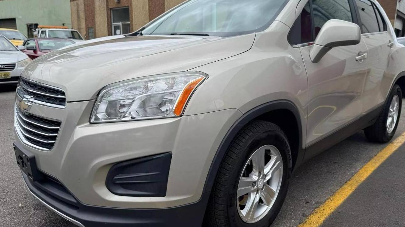 CHEVROLET TRAX 2016 3GNCJPSB2GL164310 image