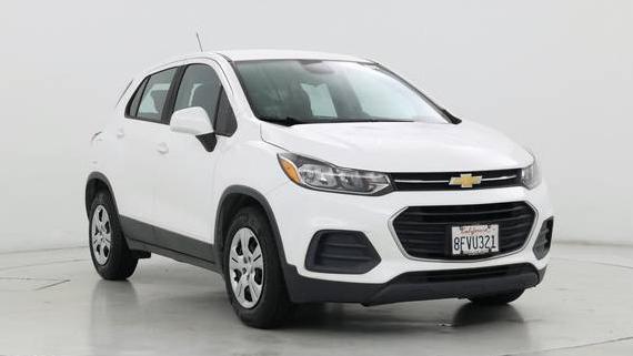 CHEVROLET TRAX 2019 LSGCJKSB0KY002182 image