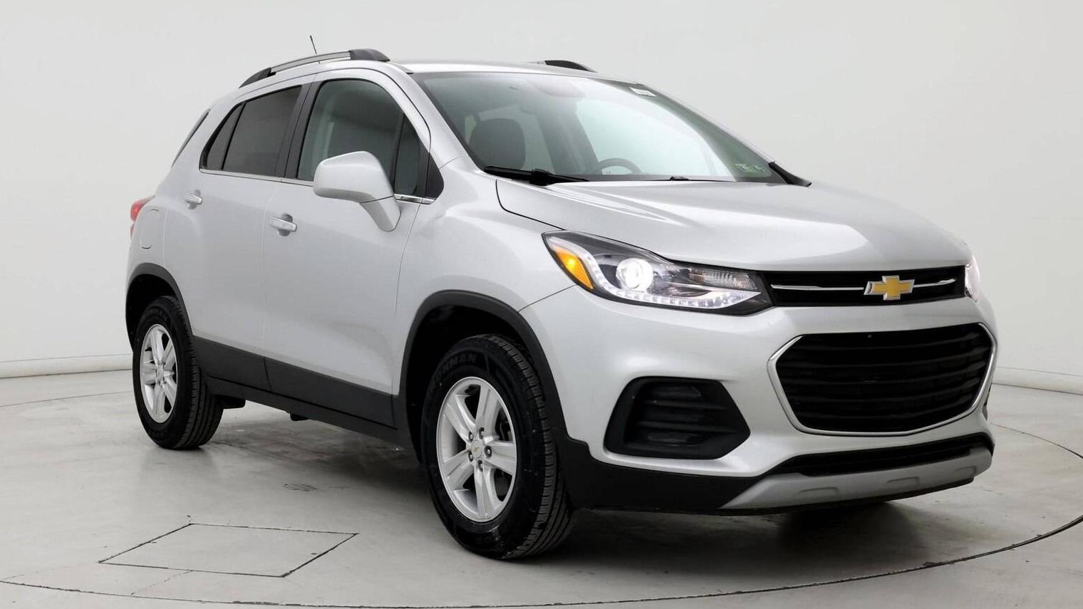 CHEVROLET TRAX 2019 KL7CJPSB5KB780311 image