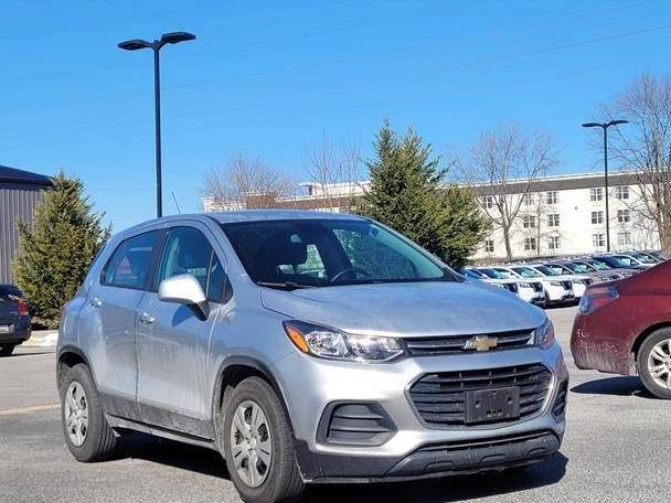 CHEVROLET TRAX 2018 KL7CJKSB1JB710547 image