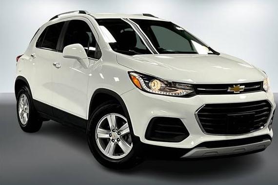 CHEVROLET TRAX 2018 KL7CJLSB5JB657339 image