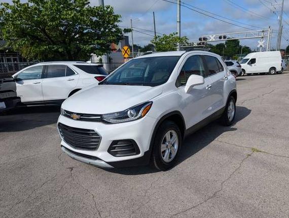CHEVROLET TRAX 2018 KL7CJPSB2JB595373 image