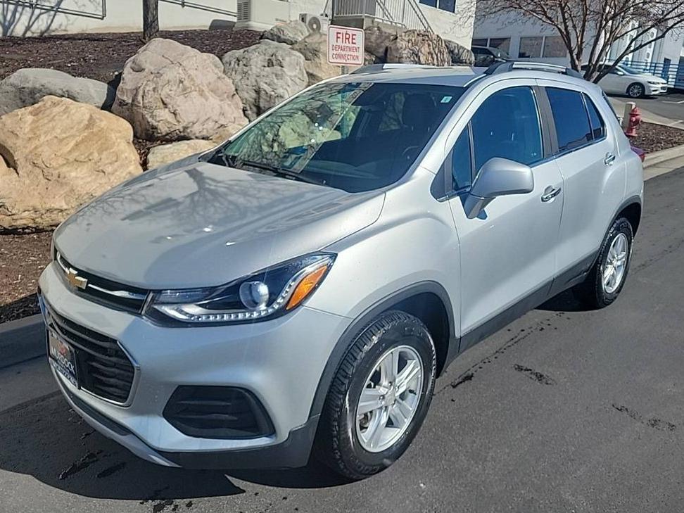 CHEVROLET TRAX 2018 3GNCJPSB5JL170061 image