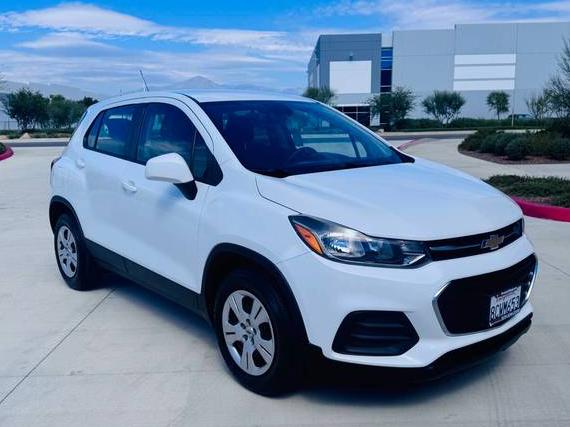 CHEVROLET TRAX 2018 KL7CJKSB5JB605610 image