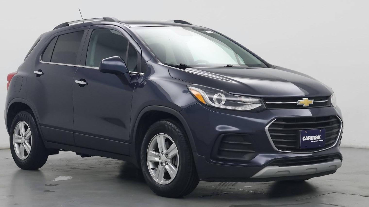 CHEVROLET TRAX 2018 3GNCJLSB3JL411477 image
