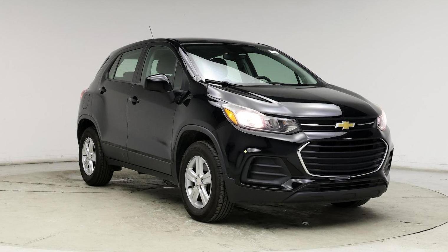 CHEVROLET TRAX 2017 3GNCJNSB5HL268716 image