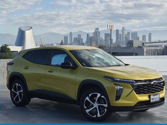 CHEVROLET TRAX 2024 KL77LGE27RC192468 image