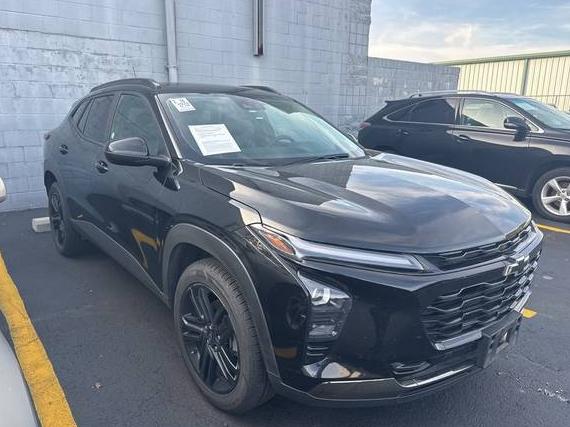 CHEVROLET TRAX 2024 KL77LKE23RC239174 image